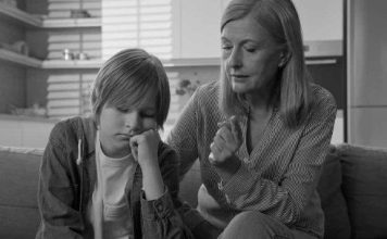 Toksična majka se ponaša ovako: U stanju je da uništi dijete za čitav život, a da toga nije ni svjesna