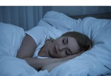 NA KOJOJ STRANI TREBA SPAVATI: Položaj ima uticaj na kvalitet sna i JAČANJE MOZGA, može smanjiti rizik od ALCHAJMERA