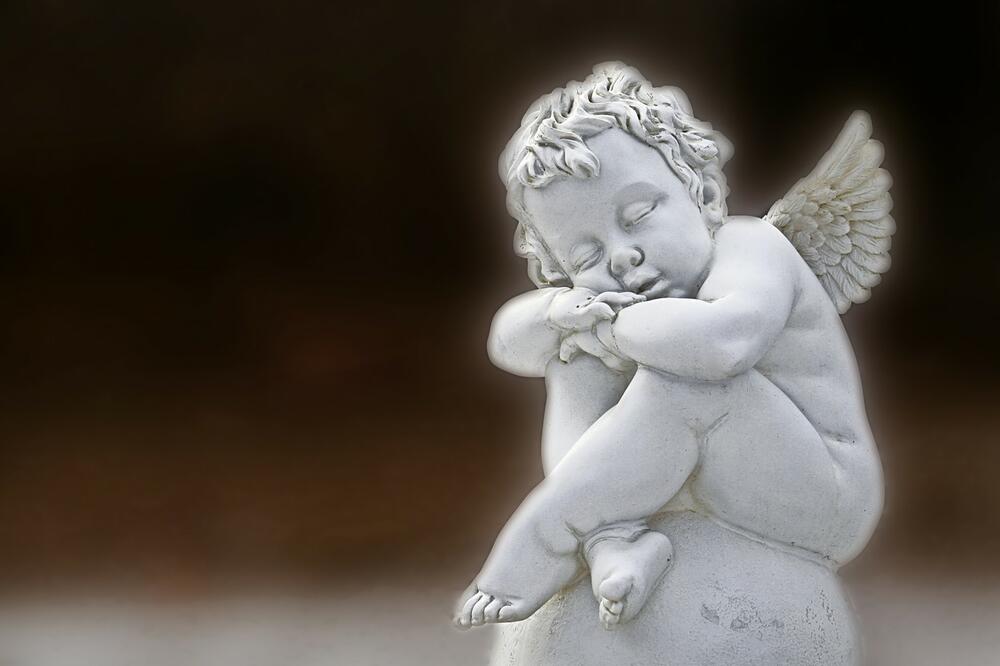 Anđeo čuvar vam šalje važnu poruku. Izaberite jednog i saznajte šta je to - featured image