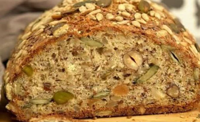 SMRŠAJTE BRZO UZ HRCKAVI PROTEINSKI HLJEB! 🥖💪 Ukusan, lagan i zasitan – ovaj hljeb je savršen saveznik u mršavljenju bez odricanja! - featured image