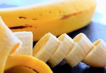 CIJELE ZIME NEĆETE NI ZAKAŠLJATI: Izgnječite bananu i dodate joj OVA DVA SASTOJKA! CIJELE ZIME NEĆETE NI ZAKAŠLJATI: Izgnječite bananu i dodate joj OVA DVA SASTOJKA! - featured image