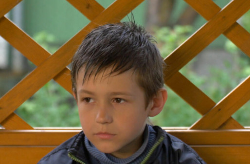 Čim se rodio majka ga je bacila u smeće: Uzeo ga je čovek iz gradske čistoće, posle 12 godina je shvatio šta je uradio - featured image