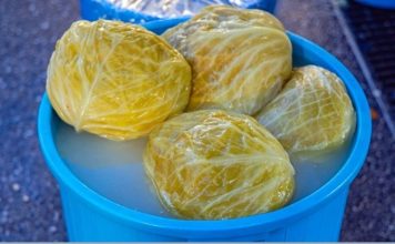 SLOBODANKA IMA TRIK ZA ODLIČAN KISELI KUPUS! Većina domaćica radi ovo pogrešno kod kiseljenja – PAZITE SAMO OVO SLOBODANKA IMA TRIK ZA ODLIČAN KISELI KUPUS! Većina domaćica radi ovo pogrešno kod kiseljenja – PAZITE SAMO OVO - featured image