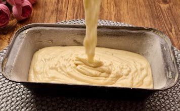 Bakin limunov kolač s 1 jajetom za 5 minuta! Topi se u ustima! Jednostavno i ukusno Bakin limunov kolač s 1 jajetom za 5 minuta! Topi se u ustima! Jednostavno i ukusno - featured image