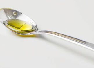 Najbolji čistač jetre: Gutljaj svakog jutra i crijeva će raditi kao sat, zaboravit ćete na probleme sa zatvorom i lošom probavom Najbolji čistač jetre: Gutljaj svakog jutra i crijeva će raditi kao sat, zaboravit ćete na probleme sa zatvorom i lošom probavom - featured image