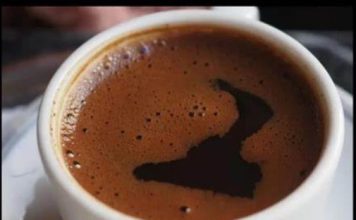 SVI PRAVITE ISTU GREŠKU! Doktor tvrdi da kafa poboljšava mozak, crijeva i jetru ako se pije ovako SVI PRAVITE ISTU GREŠKU! Doktor tvrdi da kafa poboljšava mozak, crijeva i jetru ako se pije ovako - featured image