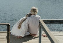 KAKO INTIMNI ODNOSI UTJEČU NA TIJELO NAKON 50-E: Studije su pokazale mnoge prednosti za psihičko i fizičko zdravlje KAKO INTIMNI ODNOSI UTJEČU NA TIJELO NAKON 50-E: Studije su pokazale mnoge prednosti za psihičko i fizičko zdravlje - featured image