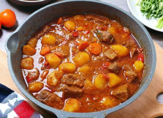 📌GULAŠ PAPRIKAŠ ZA KOJIM SU SVI POLUDJELI..Recept je vrlo jednostavan samo se držite upustva…❗ 📌GULAŠ PAPRIKAŠ ZA KOJIM SU SVI POLUDJELI..Recept je vrlo jednostavan samo se držite upustva…❗ - featured image