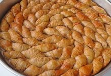 📌TURSKA BAKLAVA KOJA ODUŠEVLJAVA CIO INTERNET…Uspijeva i početnicima ako se držite recepta…❗ 📌TURSKA BAKLAVA KOJA ODUŠEVLJAVA CIO INTERNET…Uspijeva i početnicima ako se držite recepta…❗ - featured image