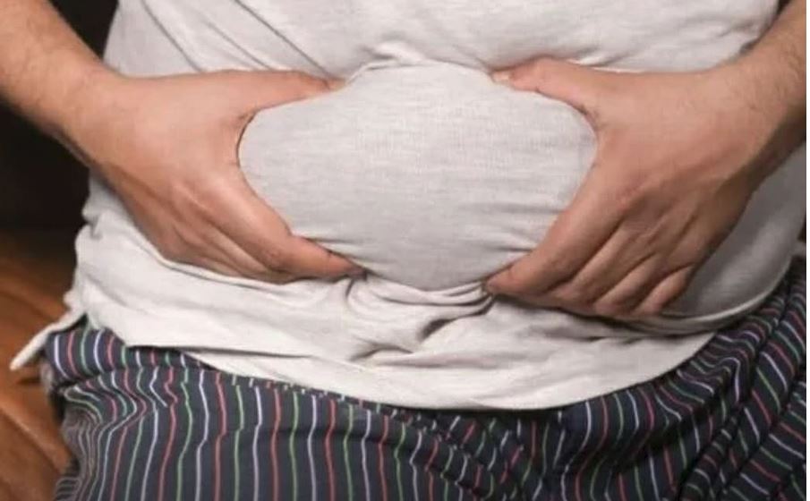 Da li i vi ovo radite čim ustanete? Najveća greška zbog koje se salo lijepi za stomak - featured image