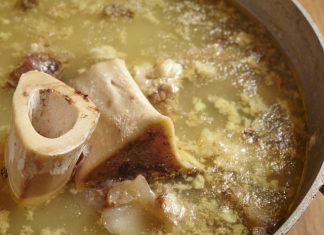 PITAT ĆE STAROST GDJE JE BILA PAMET: JEDAN SASTOJAK ZAUSTAVI PROPADANJE ZGLOBOVA I HRSKAVICE PITAT ĆE STAROST GDJE JE BILA PAMET: JEDAN SASTOJAK ZAUSTAVI PROPADANJE ZGLOBOVA I HRSKAVICE - featured image