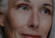 Čuveni pisac tvrdi: „Žena počinje da stari kad počne da sakriva ove 2 stvari“ Čuveni pisac tvrdi: „Žena počinje da stari kad počne da sakriva ove 2 stvari“ - featured image