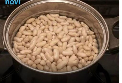 U vodi, nikako: Prije kuhanja grah najbolje potopite u ovu jednu namirnicu - featured image U vodi, nikako: Prije kuhanja grah najbolje potopite u ovu jednu namirnicu - featured image