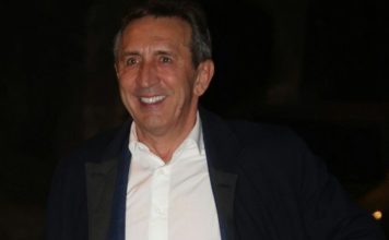 ŽIKA JAKŠIĆ DANAS SLAVI ROĐENDAN Preživeo moždani udar, a nikada nećete pogoditi koliko godina puni ŽIKA JAKŠIĆ DANAS SLAVI ROĐENDAN Preživeo moždani udar, a nikada nećete pogoditi koliko godina puni - featured image