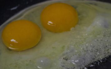 UBRZAVA STARENJE: Proglašen je najštetniji način pripreme jaja UBRZAVA STARENJE: Proglašen je najštetniji način pripreme jaja - featured image