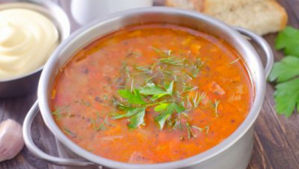 TERAPIJA KOJA JE ZALUDJELA SVIJET! Pomaže u borbi protiv najtežih bolesti: Čorba koja spašava život - featured image TERAPIJA KOJA JE ZALUDJELA SVIJET! Pomaže u borbi protiv najtežih bolesti: Čorba koja spašava život - featured image