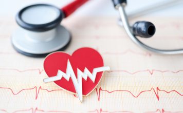 Ljudi misle da im je pao pritisak, A USTVARl lM JE SRCE STAL0: Poznati kardiolog otkrio šta prvo da uradite kad preskače i lupa Ljudi misle da im je pao pritisak, A USTVARl lM JE SRCE STAL0: Poznati kardiolog otkrio šta prvo da uradite kad preskače i lupa - featured image