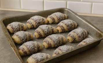 🥐 POSNE ŠARENE KIFLICE-Dvobojna čarolija na tanjiru 🥐 POSNE ŠARENE KIFLICE-Dvobojna čarolija na tanjiru - featured image