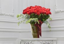 Cvijeće u vazi neće uvenuti mjesec dana! Cvjećarka otkrila trik koji koristi za svježinu Cvijeće u vazi neće uvenuti mjesec dana! Cvjećarka otkrila trik koji koristi za svježinu - featured image