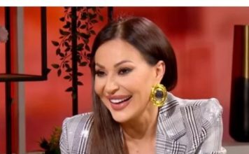 Posle tri godine ceca progovorila o dečku I to uživo!!! Pogledajte ko je u pitanju pa cijelo vrijeme nam ispred nosa Posle tri godine ceca progovorila o dečku I to uživo!!! Pogledajte ko je u pitanju pa cijelo vrijeme nam ispred nosa - featured image