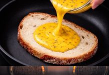 Prelijte jaja preko hljeba. Jednostavno i ukusno! Novi doručak koji se topi u ustima Prelijte jaja preko hljeba. Jednostavno i ukusno! Novi doručak koji se topi u ustima - featured image