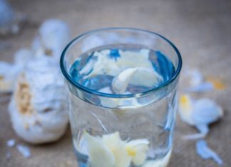 VODA OD BIJELOG LUKA PREPORAĐA TIJELO: Prirodno za uništavanje otrova u organizmu VODA OD BIJELOG LUKA PREPORAĐA TIJELO: Prirodno za uništavanje otrova u organizmu - featured image