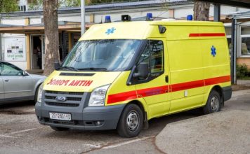 Tragedija: Majka i dvoje djece umrlo nakon što su pojeli ovo – ako imate u svojoj kući, odmah bacite! Tragedija: Majka i dvoje djece umrlo nakon što su pojeli ovo – ako imate u svojoj kući, odmah bacite! - featured image