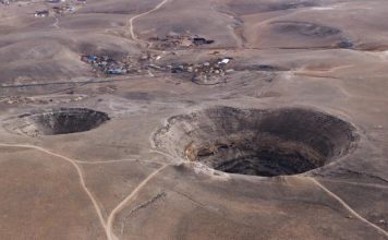 ŠIROM TURSKE SE OTVARAJU DŽINOVSKE VRTAČE: Ljudi veruju da je reč o ispunjenju BIBLIJSKOG PROROČANSTVA, a evo šta kažu naučnici – “ovo je VELIKI PROBLEM” ŠIROM TURSKE SE OTVARAJU DŽINOVSKE VRTAČE: Ljudi veruju da je reč o ispunjenju BIBLIJSKOG PROROČANSTVA, a evo šta kažu naučnici – “ovo je VELIKI PROBLEM” - featured image