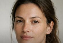 Psihologija objašnjava: Ako žena ne želi nositi šminku, evo šta to govori o njoj Psihologija objašnjava: Ako žena ne želi nositi šminku, evo šta to govori o njoj - featured image