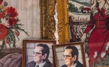 NAP0K0N 0TKRlVEN0 šta je Tito izgovorio na samrti: Svi prisutni su zanemeli od čuda…. NAP0K0N 0TKRlVEN0 šta je Tito izgovorio na samrti: Svi prisutni su zanemeli od čuda…. - featured image