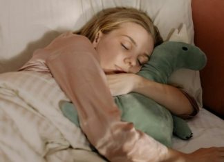 Od babe je čula za trik sa jastukom, sada spava kao beba: Vrlo je jednostavno, isprobajte još večeras Od babe je čula za trik sa jastukom, sada spava kao beba: Vrlo je jednostavno, isprobajte još večeras - featured image