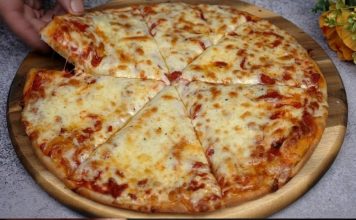 Više ne kupujemo PIZZU – bez mijesenja, bez valjanja, gotova za 5 minuta! Više ne kupujemo PIZZU – bez mijesenja, bez valjanja, gotova za 5 minuta! - featured image