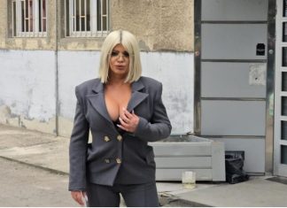 SKANDAL KOJI TRESE ESTRADU: Dara Bubamara tvrdi da zna ko je objavio intimni snimak – “To je izdaja koju neću oprostiti!” SKANDAL KOJI TRESE ESTRADU: Dara Bubamara tvrdi da zna ko je objavio intimni snimak – “To je izdaja koju neću oprostiti!” - featured image