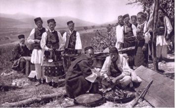 Prezime vam se završava na -ić ili -ović? Evo šta to zapravo govori o vašem porijeklu Prezime vam se završava na -ić ili -ović? Evo šta to zapravo govori o vašem porijeklu - featured image