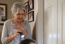 Moja kćerka Anna se ne javlja na telefon već tri sedmice. Zabrinut, na kraju sam upotrebio rezervni ključ da uđem u nju. Čim sam ušao kroz vrata, čuo sam tiho grebanje kako dolazi iz podruma 😱😱😱. Moja kćerka Anna se ne javlja na telefon već tri sedmice. Zabrinut, na kraju sam upotrebio rezervni ključ da uđem u nju. Čim sam ušao kroz vrata, čuo sam tiho grebanje kako dolazi iz podruma 😱😱😱. - featured image