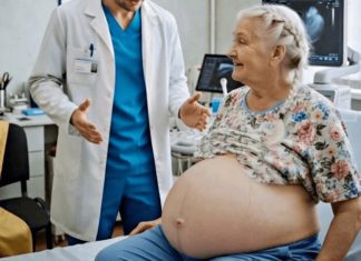 Šezdesetšestogodišnja Larisa otišla je kod ginekologa tvrdeći da je u devetom mesecu trudnoće – ali kada ju je lekar pregledao, zatekao je nešto što ga je užasnulo 😨😱 Šezdesetšestogodišnja Larisa otišla je kod ginekologa tvrdeći da je u devetom mesecu trudnoće – ali kada ju je lekar pregledao, zatekao je nešto što ga je užasnulo 😨😱 - featured image