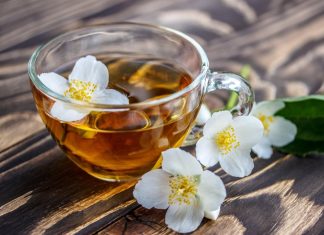 ZAŠTO KINEZI VEKOVIMA ISPIJAJU BAŠ OVAJ ČAJ: Evo od čega sve štiti organizam! ZAŠTO KINEZI VEKOVIMA ISPIJAJU BAŠ OVAJ ČAJ: Evo od čega sve štiti organizam! - featured image