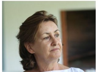 10 kućnih navika koje čine da žena izgleda staro i zapušteno: Dodaju joj godine u trenu 10 kućnih navika koje čine da žena izgleda staro i zapušteno: Dodaju joj godine u trenu - featured image