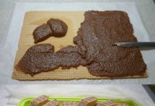 Oblatne za 10 minuta – starinski recept sa orasima i keksom koji uvijek uspije… Oblatne za 10 minuta – starinski recept sa orasima i keksom koji uvijek uspije… - featured image