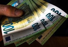 Stiže šleper para za 4 znaka: Evo ko će dobiti novac do 23. maja Stiže šleper para za 4 znaka: Evo ko će dobiti novac do 23. maja - featured image