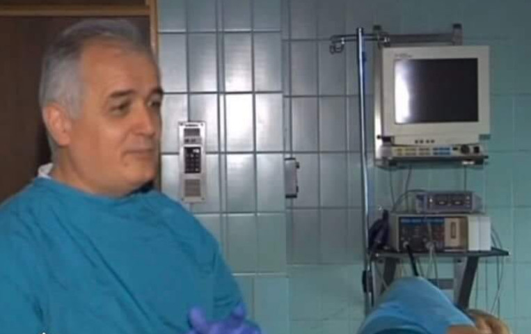 ČUVENI GASTROENTEROLOG SA VMA: Evo gdje griješimo kada pijemo vodu, zato nam otežava varenje i gojimo se! Evo kako to izbjeći! - featured image