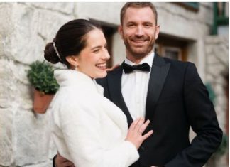 Zgodni glumac nije dugo čekao: Momčilo Otašević ovu lepoticu odveo pred oltar FOTO Zgodni glumac nije dugo čekao: Momčilo Otašević ovu lepoticu odveo pred oltar FOTO - featured image