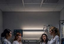 Sve medicinske sestre koje su negovale muškarca koji je bio u komi više od godinu dana počele su da ostaju trudne jedna za drugom. Ali kada je glavni lekar potajno postavio kameru u sobi kako bi otkrio istinu, video je nešto mnogo strašnije i pozvao policiju. Sve medicinske sestre koje su negovale muškarca koji je bio u komi više od godinu dana počele su da ostaju trudne jedna za drugom. Ali kada je glavni lekar potajno postavio kameru u sobi kako bi otkrio istinu, video je nešto mnogo strašnije i pozvao policiju. - featured image