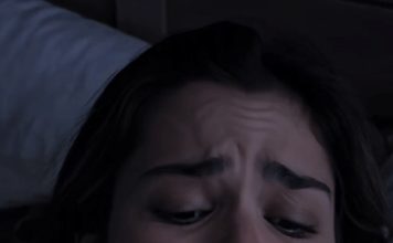 Mlada žena je u svom domu držala ogromnog pitona: jednog dana zmija je počela da se ponaša čudno, prestala je da jede i počela da se obavija oko njenog struka — a onda je žena otkrila nešto zastrašujuće 😱😱 Mlada žena je u svom domu držala ogromnog pitona: jednog dana zmija je počela da se ponaša čudno, prestala je da jede i počela da se obavija oko njenog struka — a onda je žena otkrila nešto zastrašujuće 😱😱 - featured image