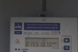 ELEKTRIČAR SAVJETUJE DA SE JEDAN UREĐAJ NOĆU ISKLJUČI: Tako će vam račun za struju biti skoro duplo manji! ELEKTRIČAR SAVJETUJE DA SE JEDAN UREĐAJ NOĆU ISKLJUČI: Tako će vam račun za struju biti skoro duplo manji! - featured image