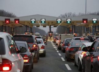 OBAVEZAN DOKUMENT KOJI SVAKI VOZAČ MORA DA IMA: Mnogi zaboravljaju na ovu stvar, a može skupo da vas košta OBAVEZAN DOKUMENT KOJI SVAKI VOZAČ MORA DA IMA: Mnogi zaboravljaju na ovu stvar, a može skupo da vas košta - featured image