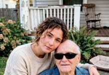 Unajmili su me da glumim unuku slijepog veterana svake nedjelje… Ali nakon što je umro, njegova posljednja želja uništila je sve što sam znala Unajmili su me da glumim unuku slijepog veterana svake nedjelje… Ali nakon što je umro, njegova posljednja želja uništila je sve što sam znala - featured image