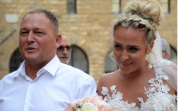 Aleksu iz Novog Sada sestra nije pozvala na sopstveno venčanje: Kad sam saznao zašto je to uradila, bio sam srećan Aleksu iz Novog Sada sestra nije pozvala na sopstveno venčanje: Kad sam saznao zašto je to uradila, bio sam srećan - featured image