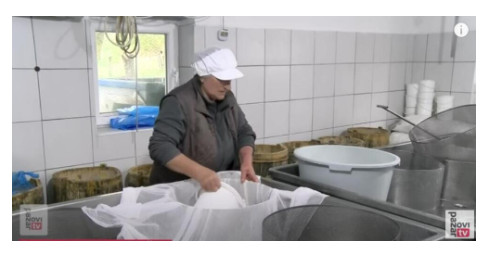 Svekar izbarao 7 žena za svoje sinove i svaku okitio zlatom: Najstarija jetrva otkrila kako žive i zabezeknula ljude - featured image