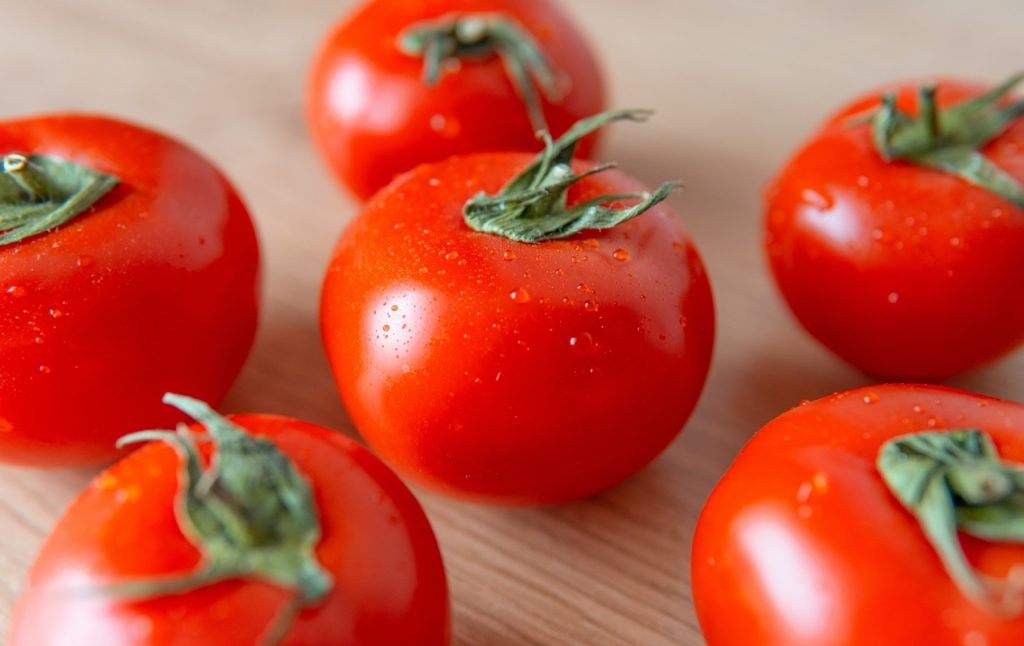 Izbacite odmah paradajz iz ishrane ako bolujete od ovih bolesti, može vam napraviti katastrofu u organizmu!!!! - featured image